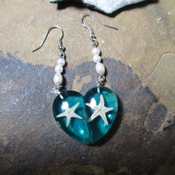 Hand made Jewelry - Mizpah heart starfish in lucite earrings 552